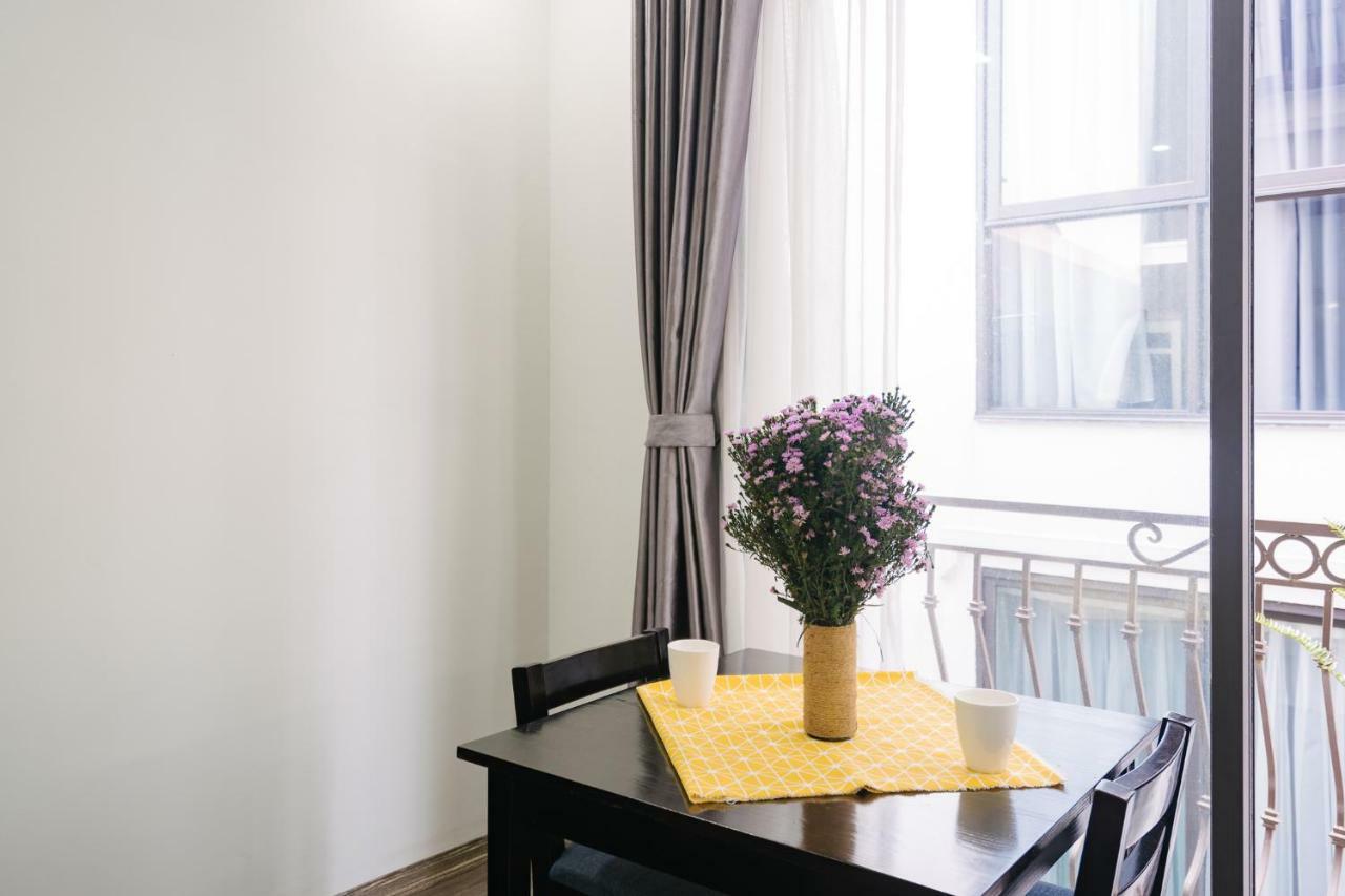 Luck Apart 01 - Tay Ho Hanoi One Bedroom Apartment! エクステリア 写真